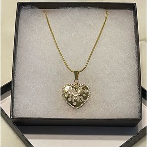 Gold Mama Heart Charm Necklace.